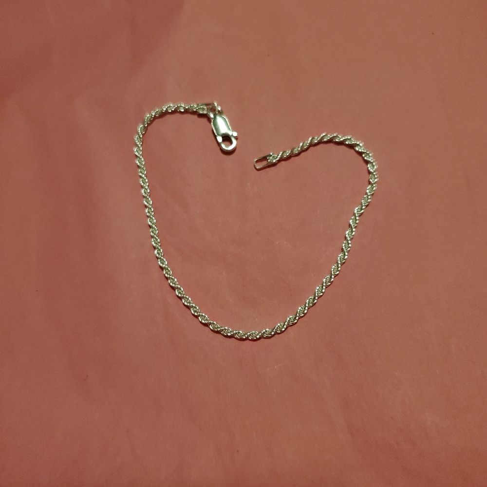 7 inch sterling silver 2mm Rope bracelet.